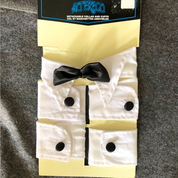 Dog Tuxedo Cuffs and Collar - Super cute set for dressing up your fury friend - Picture 1 of 5